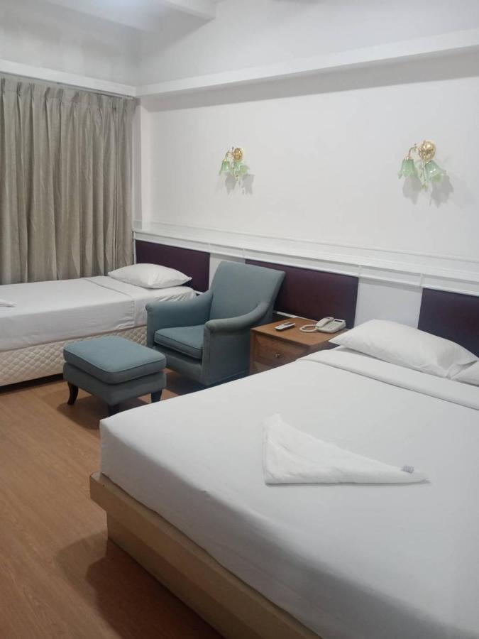 Royal Garden Home Hotel Бангкок Екстер'єр фото