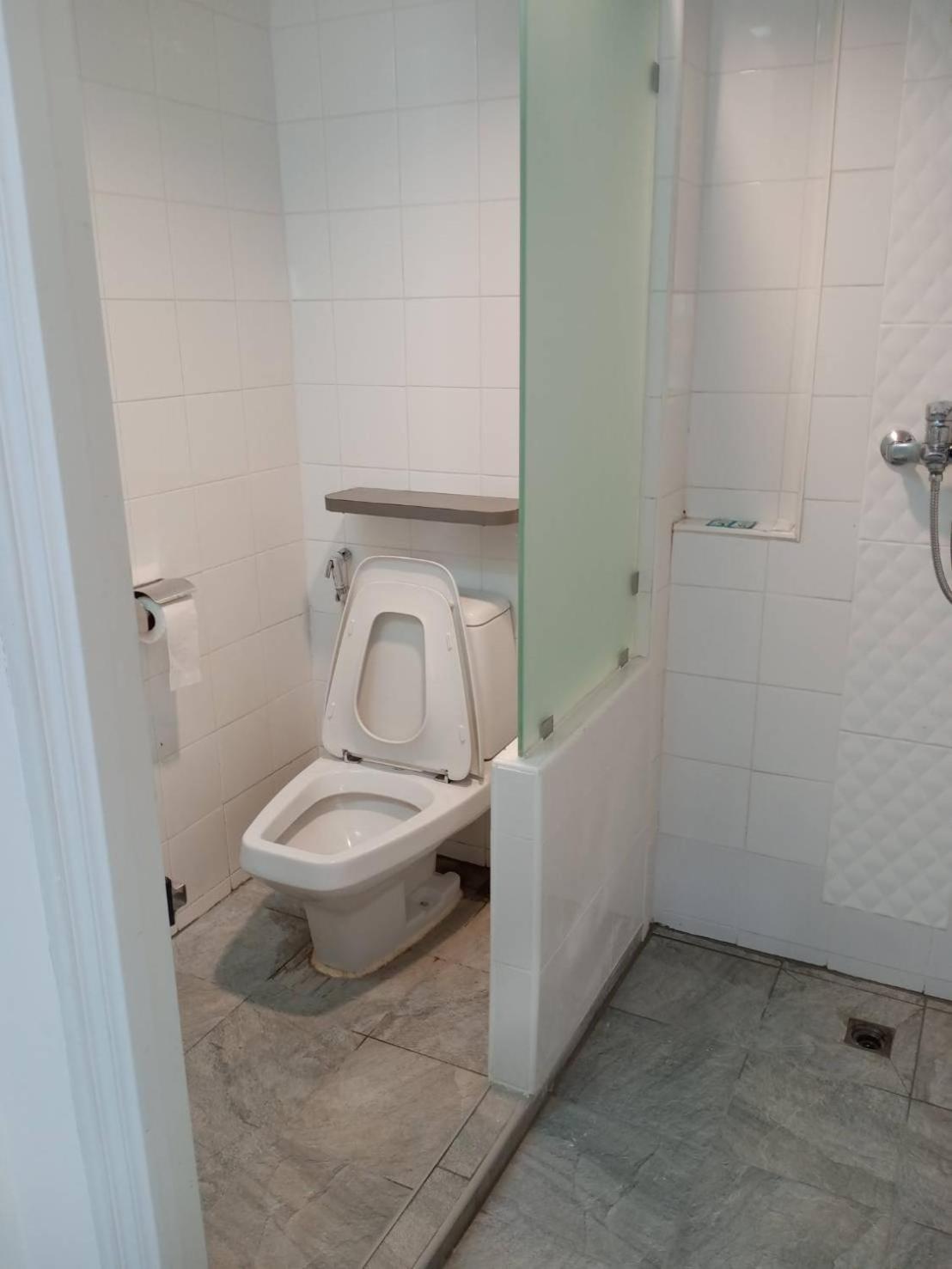 Royal Garden Home Hotel Бангкок Екстер'єр фото